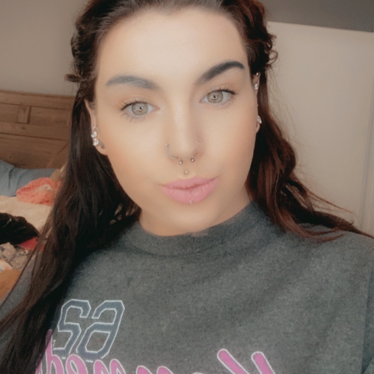 Dezirae67261's Photo