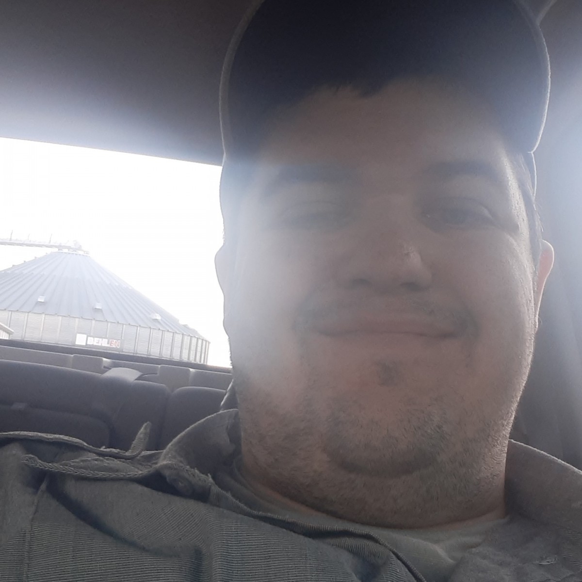 Benjamin9322's Photo