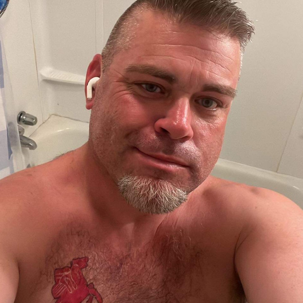 Christopher7681's Photo