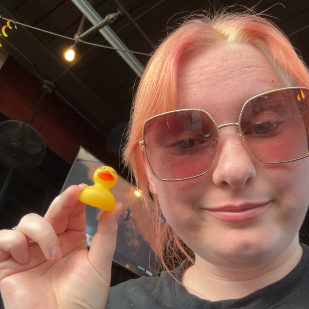 Freehugsandhoney's Photo