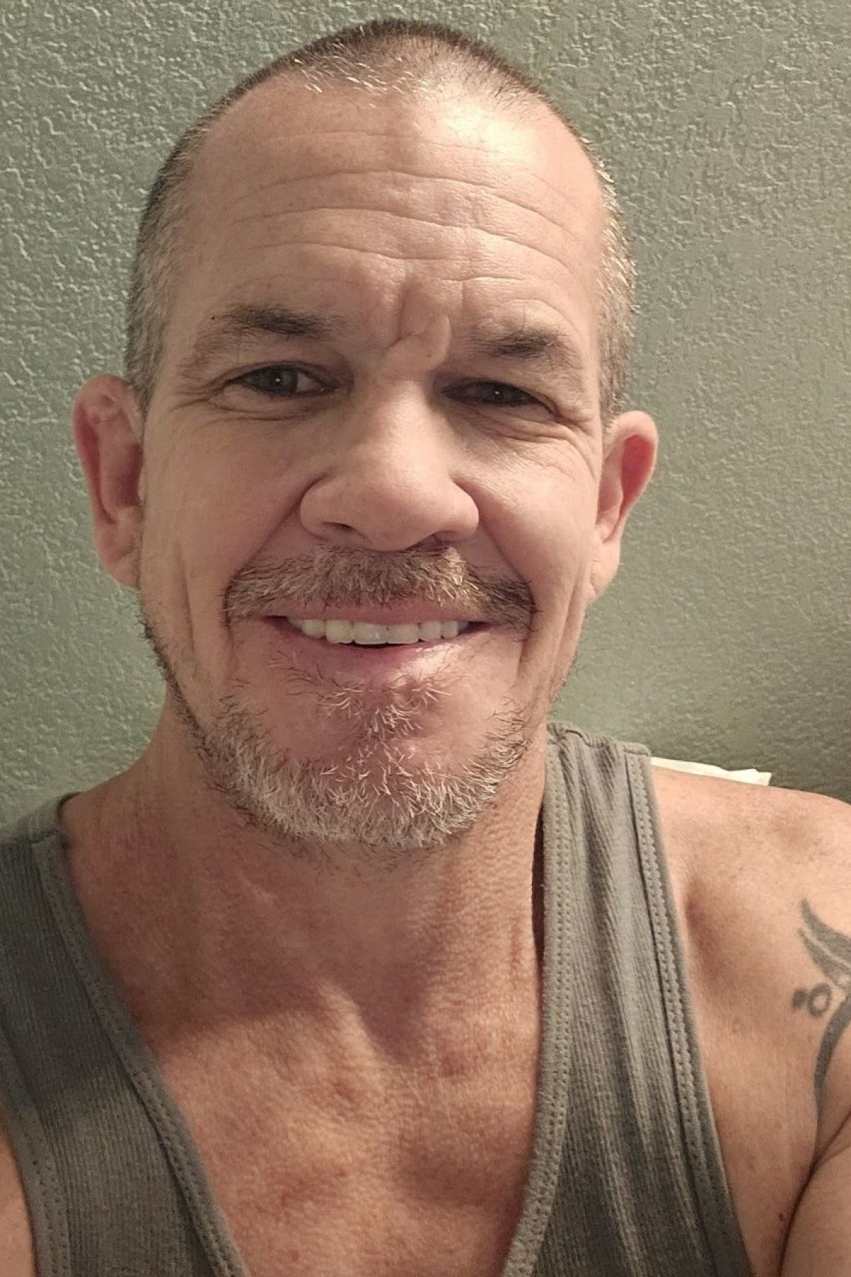 Brandon69694U's Photo