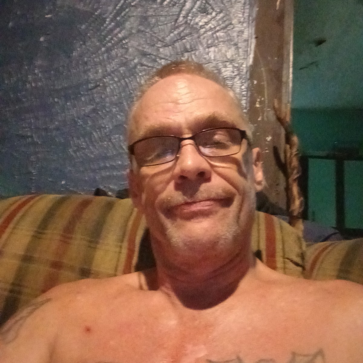 Wantyourdickinme's Photo