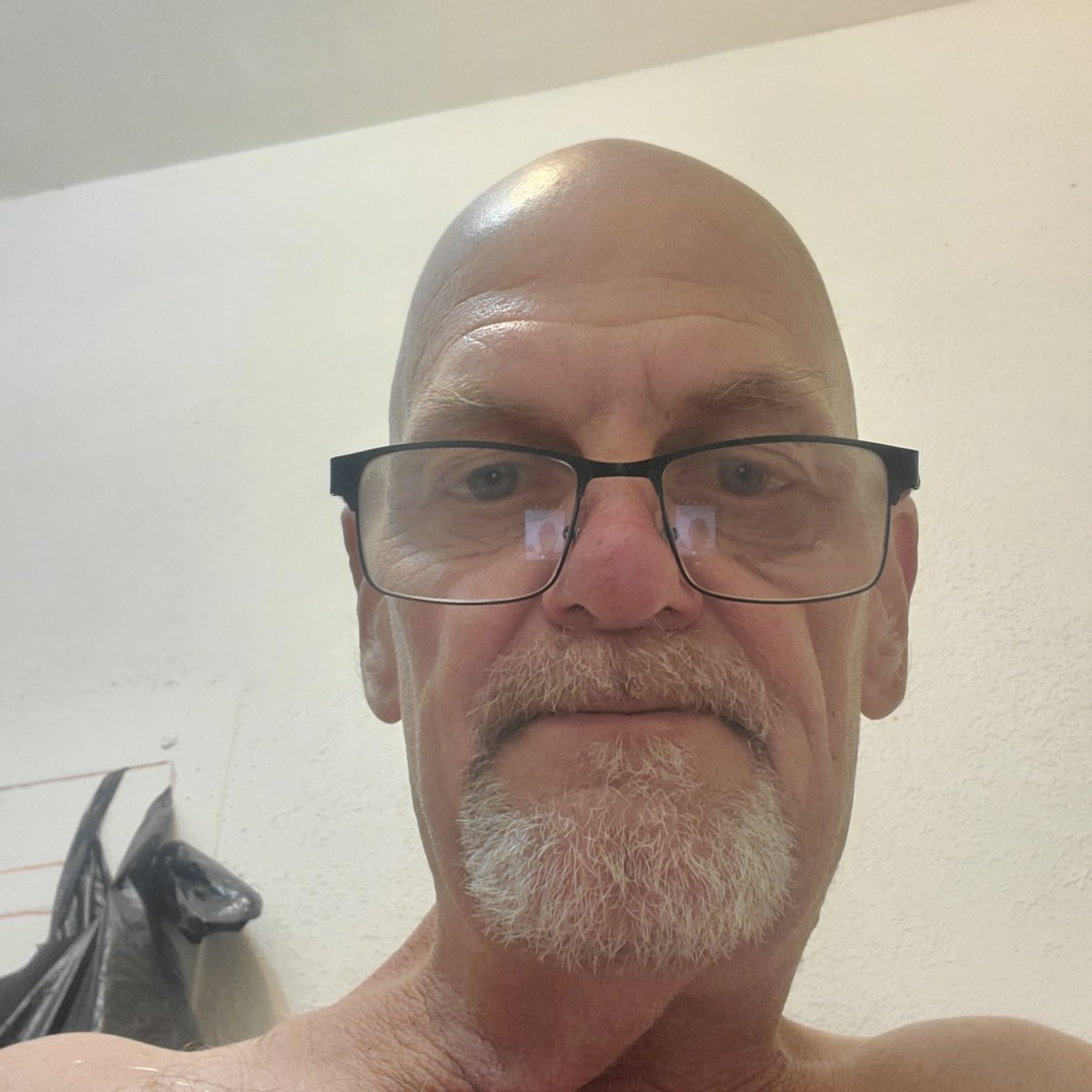 youngedward8658142's Photo