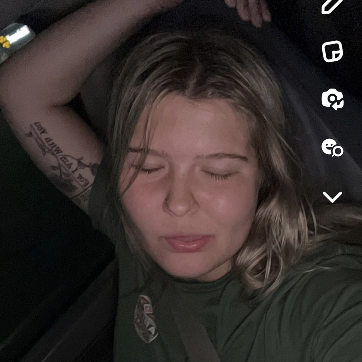 cbshelton069003's Photo