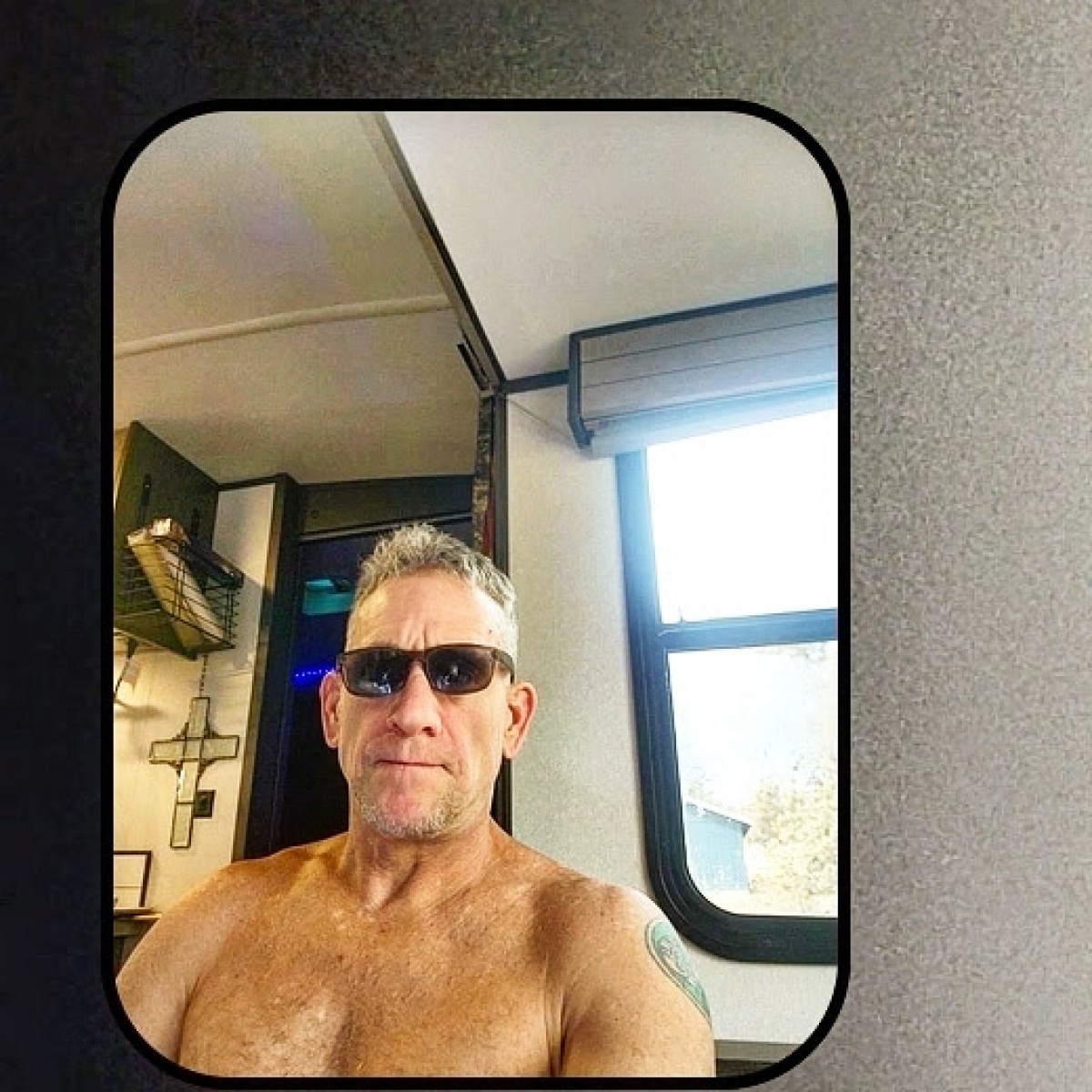 tommyrocks44's Photo