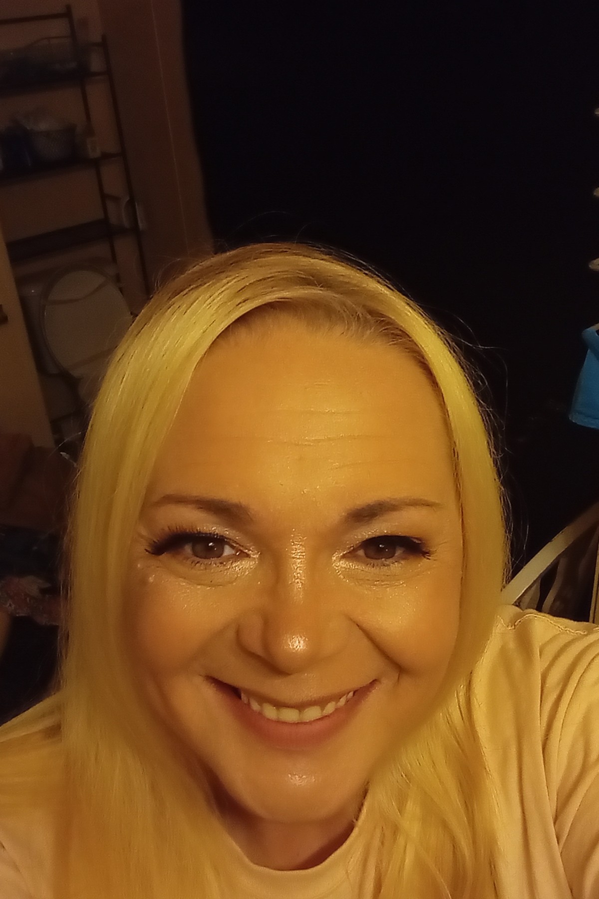 Daphnenix7886409's Photo