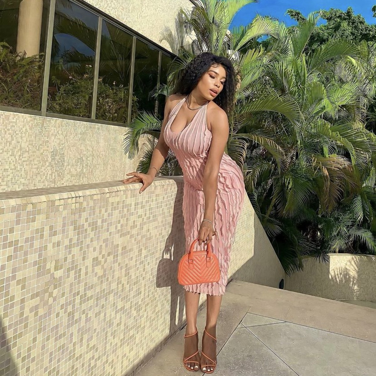 queenssophia12937's Photo