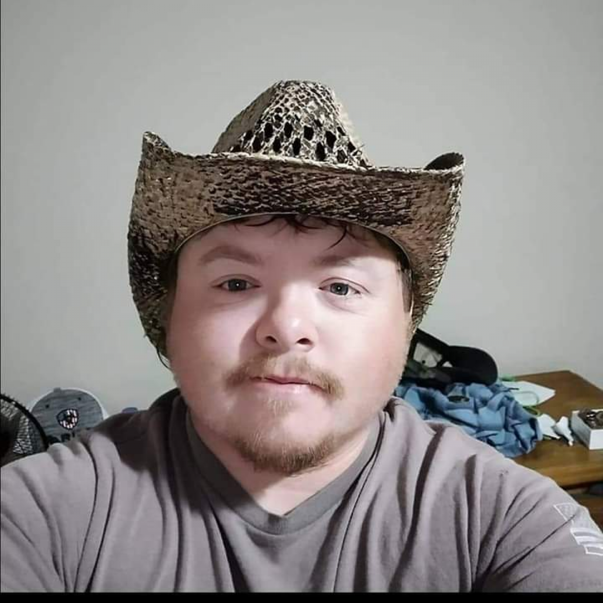 vaughncody7017358's Photo