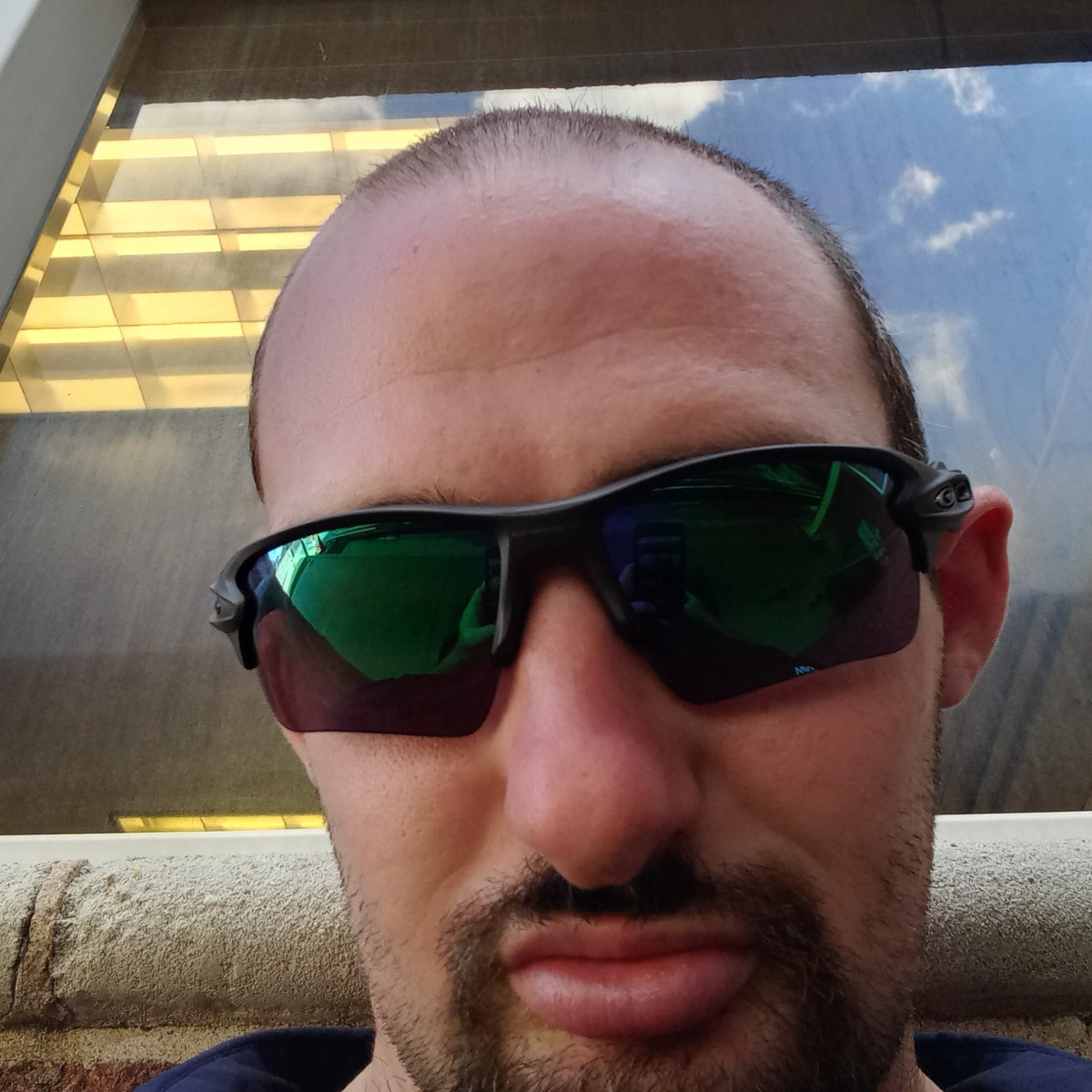 skyfall40808927's Photo