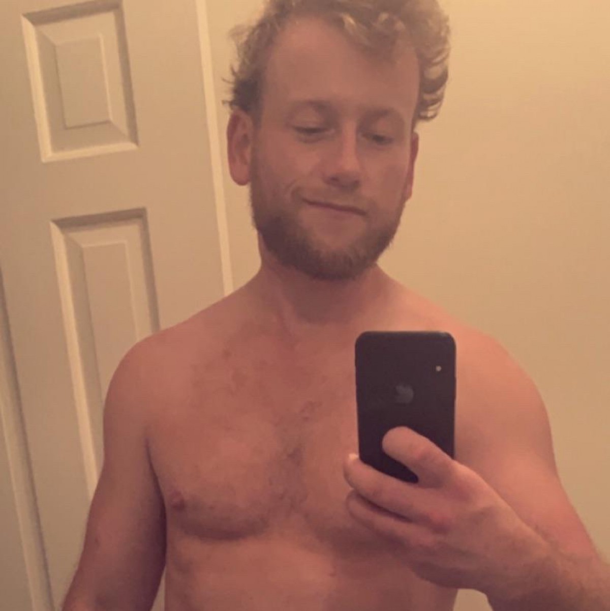 hallrich073001's Photo